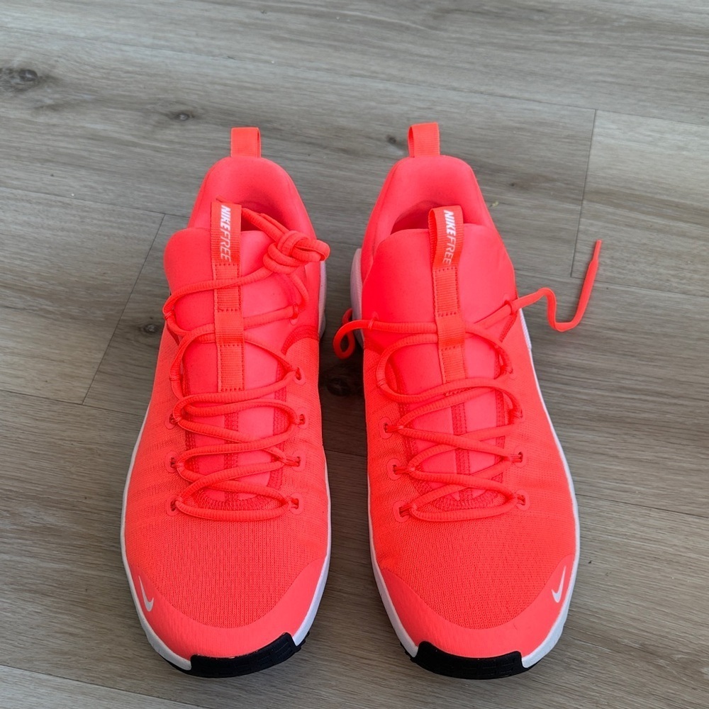 Nike Women's Free Metcon 6 Training Shoes NWOB